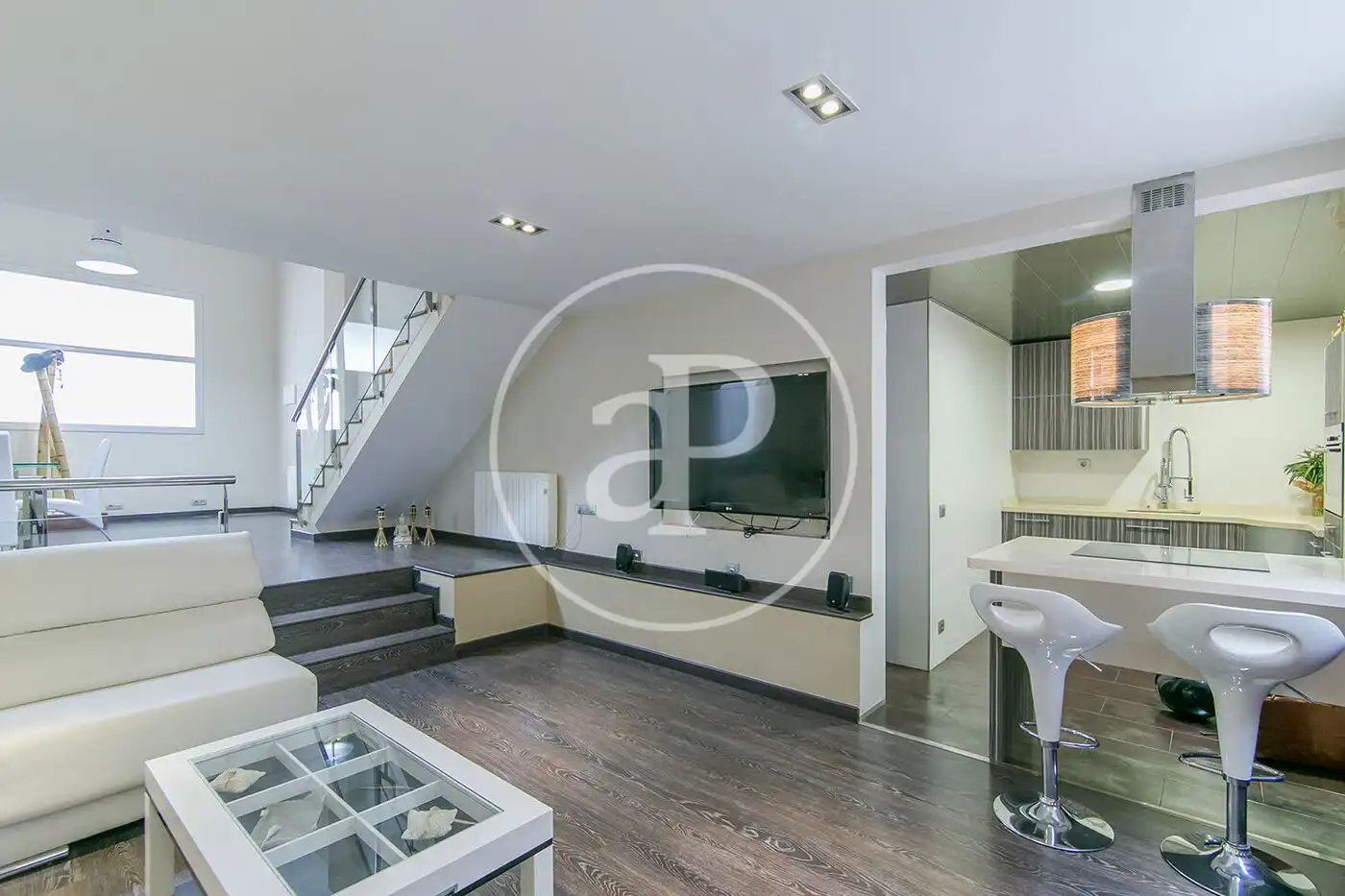 Sala de estar de Piso en venta en Sant Just Desvern con Aire acondicionado, Calefacción y Terraza