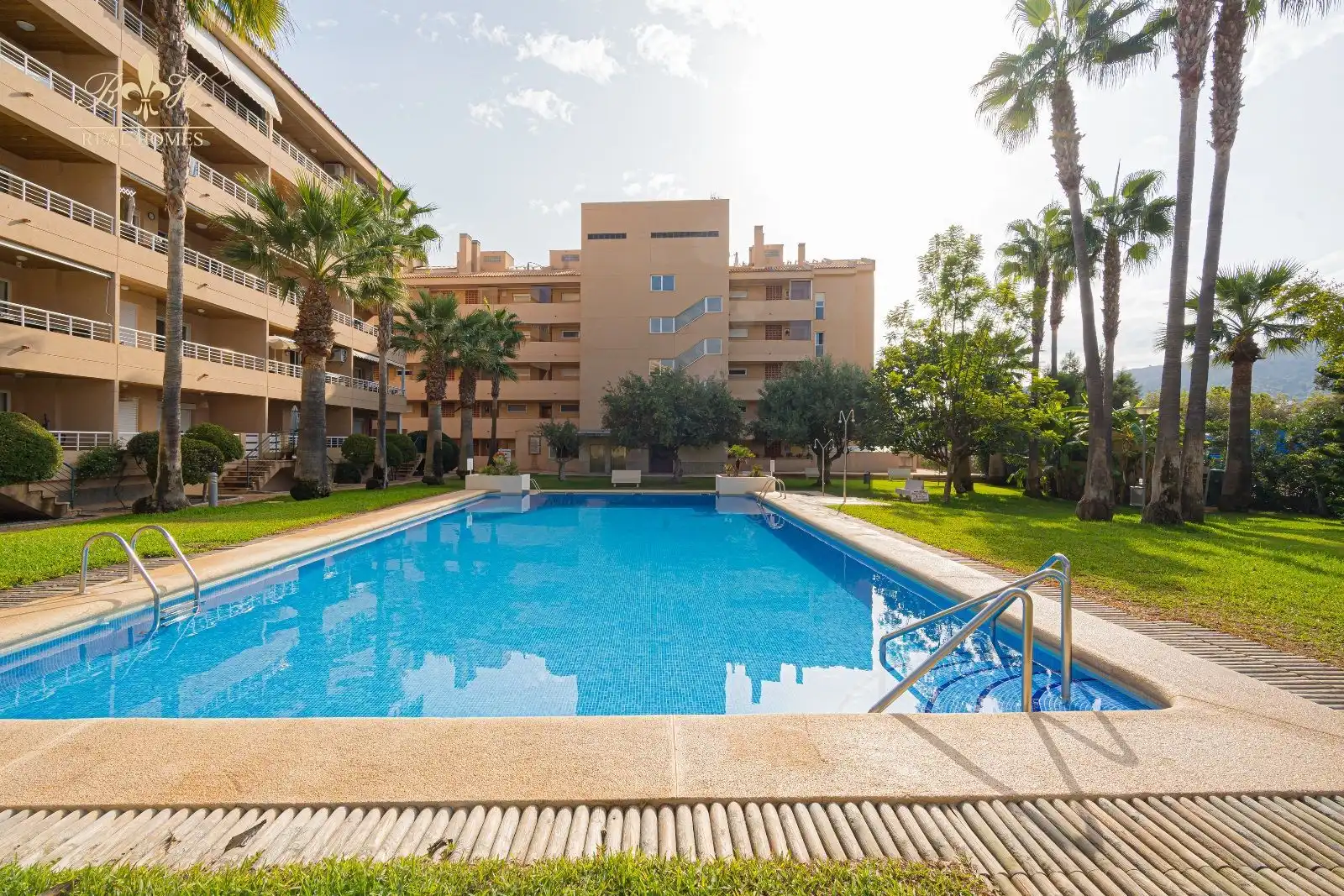 Piso con piscina en alquiler en PAU CASALS, imagen 2