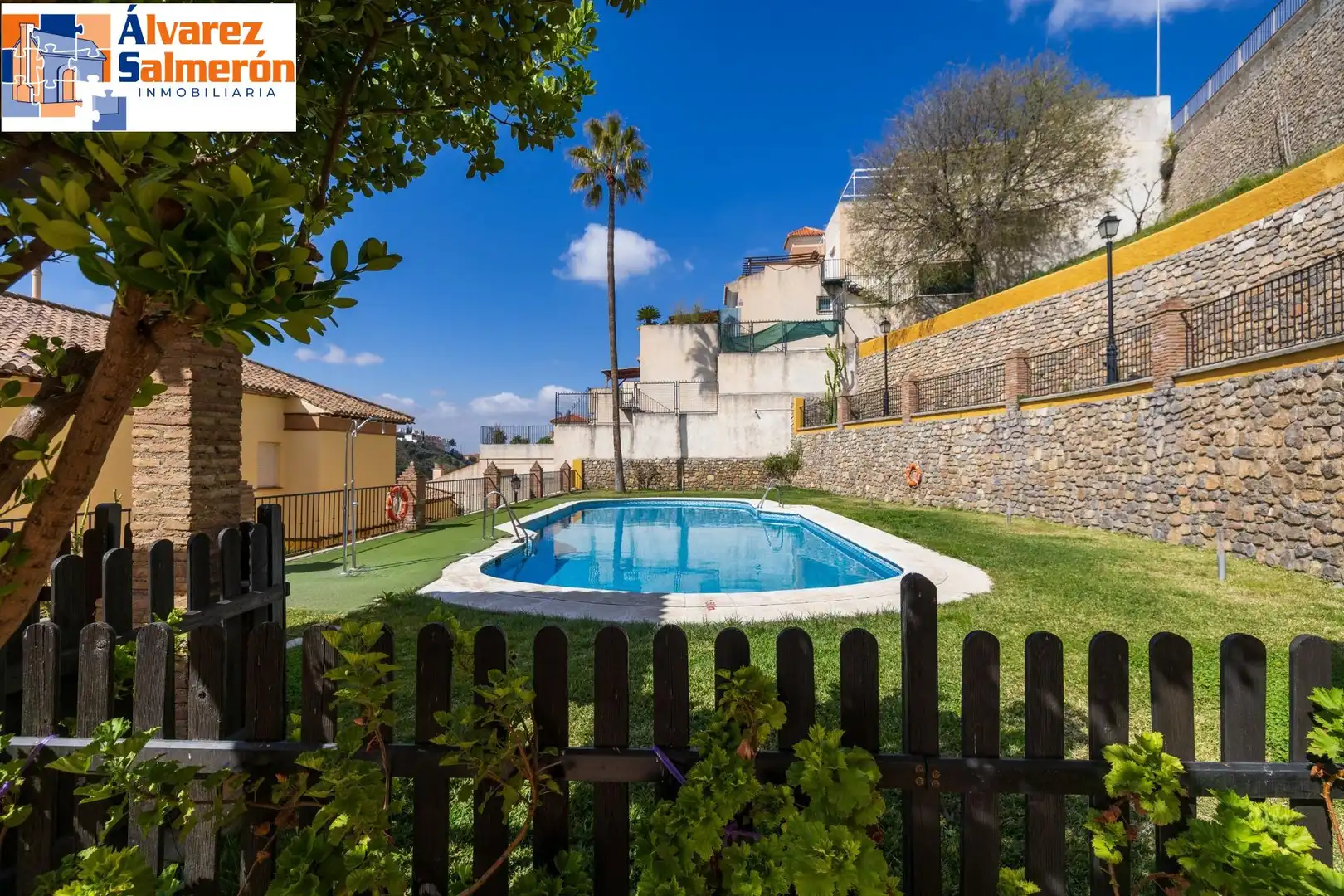 Garden of Detached homes for sale in Granada  with Air Conditioner, Heating and Private garden