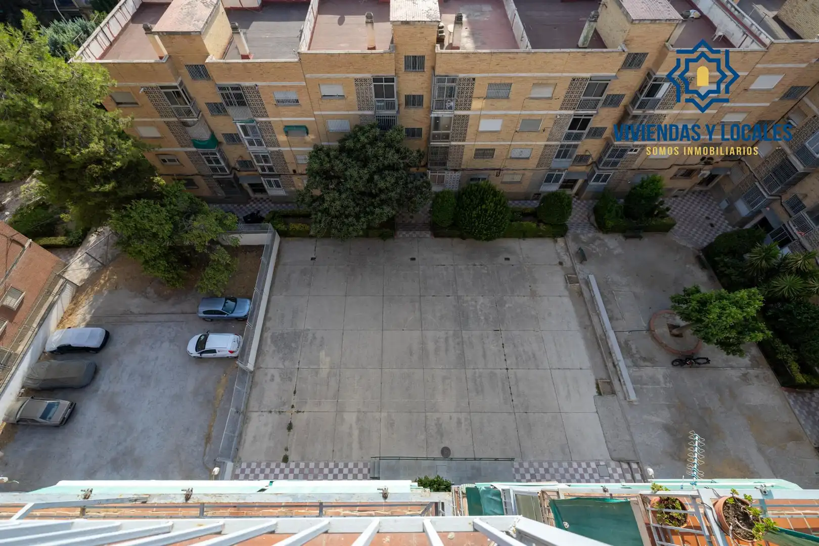 Parking of Flat for sale in Granada  with Private garden