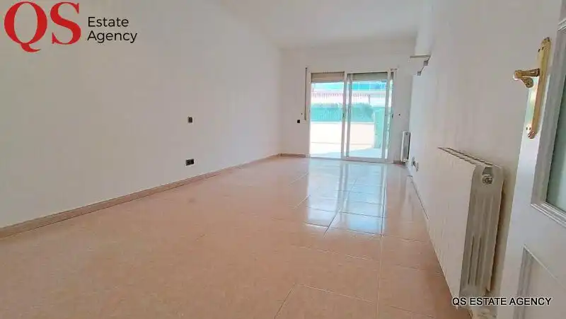 Planta baja en venta en Tordera con Calefacción, Jardín privado y Terraza