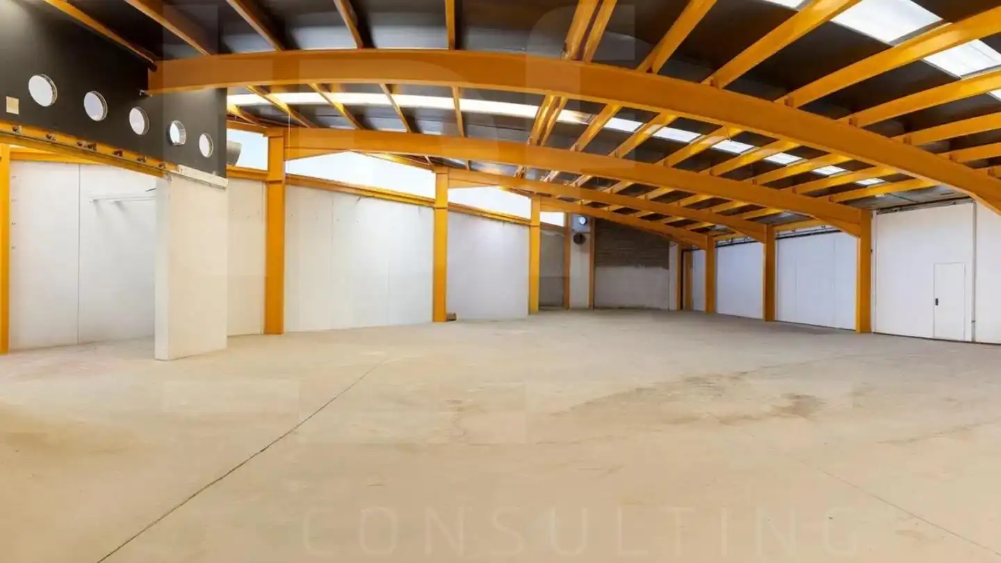 Nau industrial en venda en Camí de Paterna - Lloma del Calderer 