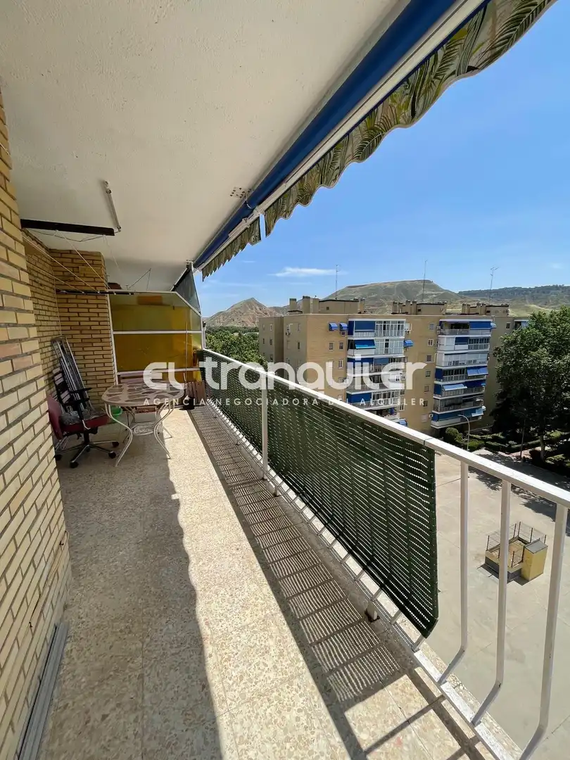 Piso con ascensor en alquiler en Calle Zaragoza, imagen 9