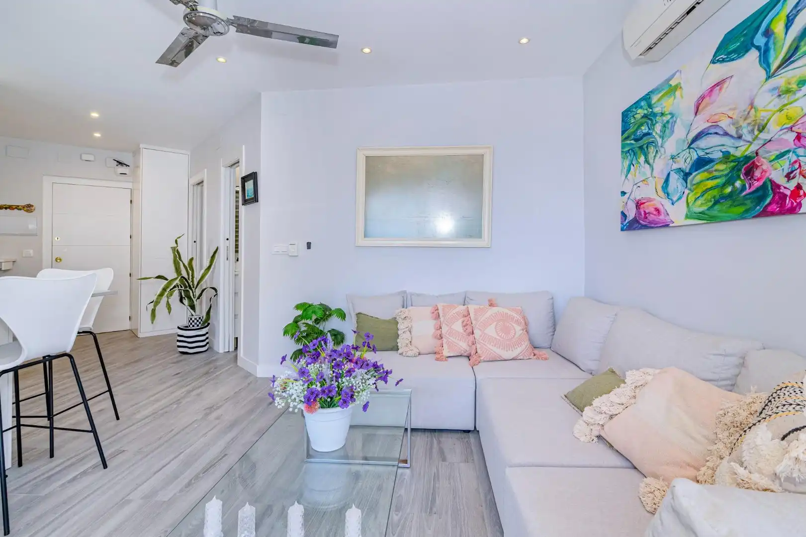 Apartamento con piscina en venta en Paseo REINA SOFIA 3, imagen 6