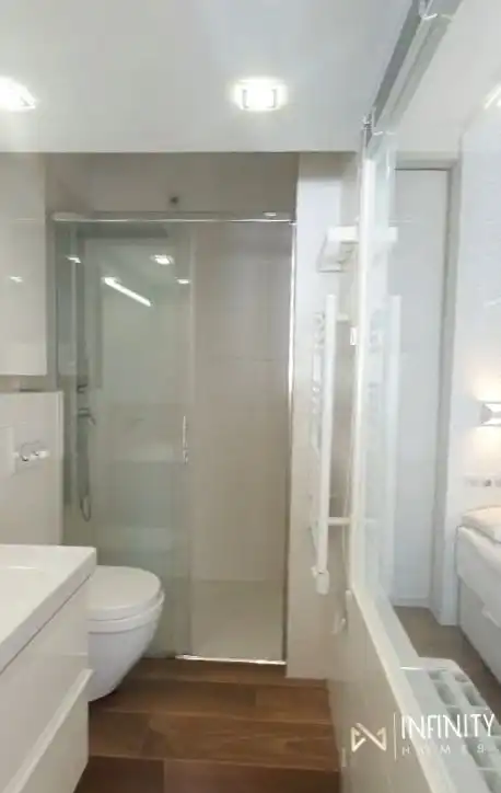 Badezimmer von Dachboden zur Miete in Bilbao  mit Heizung, Privatgarten und Terrasse
