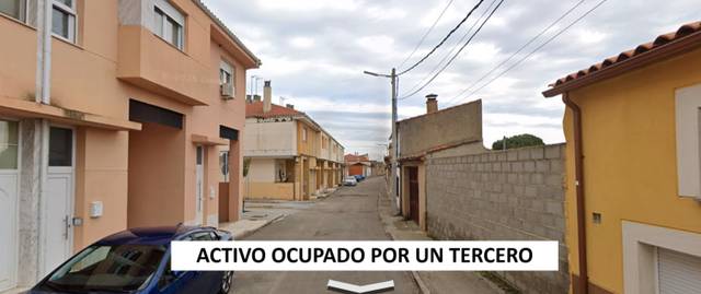 Casa-chalet en Venta en Calle Zamora en Monfarracinos