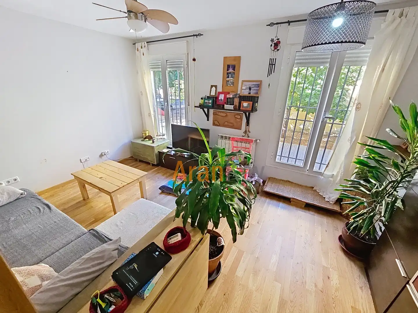 Living room of Flat for sale in Aranjuez  with Air Conditioner and Furnished