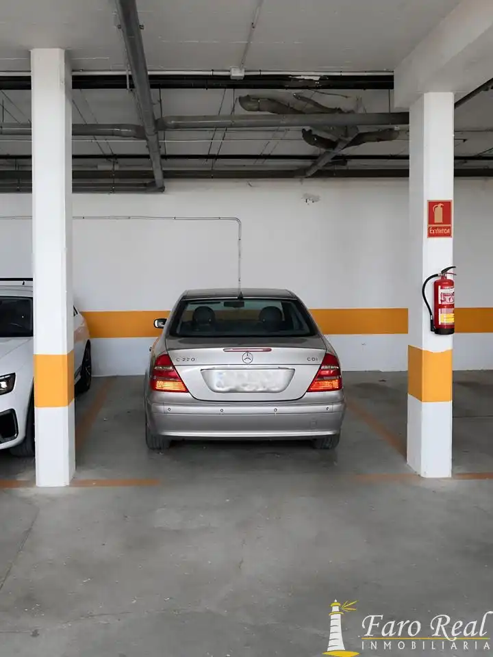 Parking de Planta baja en venta en Sanlúcar de Barrameda con Aire acondicionado, Terraza y Piscina comunitaria