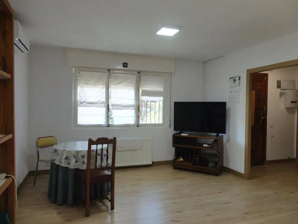 Sala de estar de Casa o chalet en venta en Salas de los Infantes con Calefacción y Jardín privado