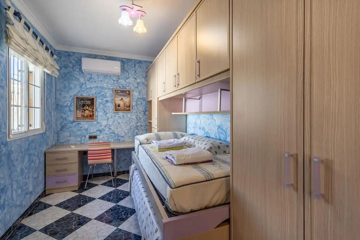 Habitación de Casa o chalet en venta en Ítrabo con Calefacción, Jardín privado y Terraza