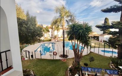 Swimming pool of Single-family semi-detached for sale in Vélez-Málaga  with Air Conditioner, Heating and Community pool