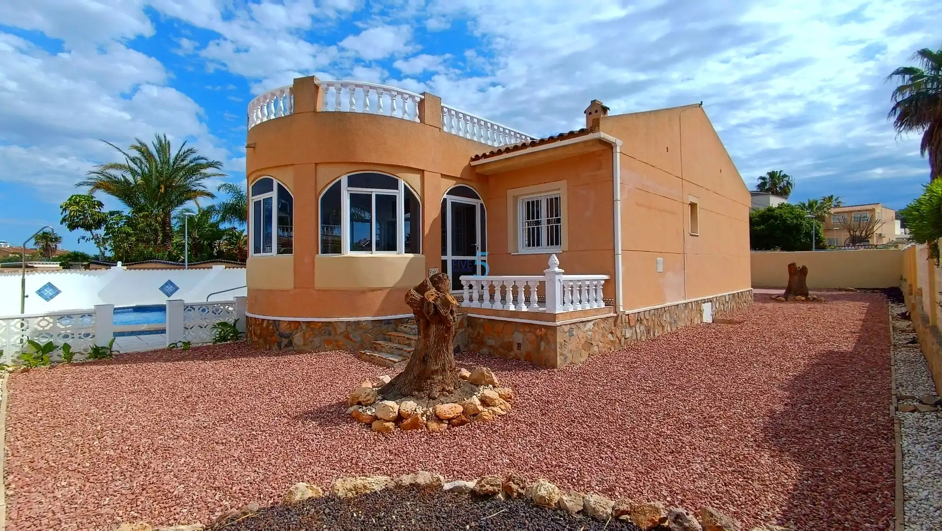 Casa con terraza en venta en Benijófar, imagen 2