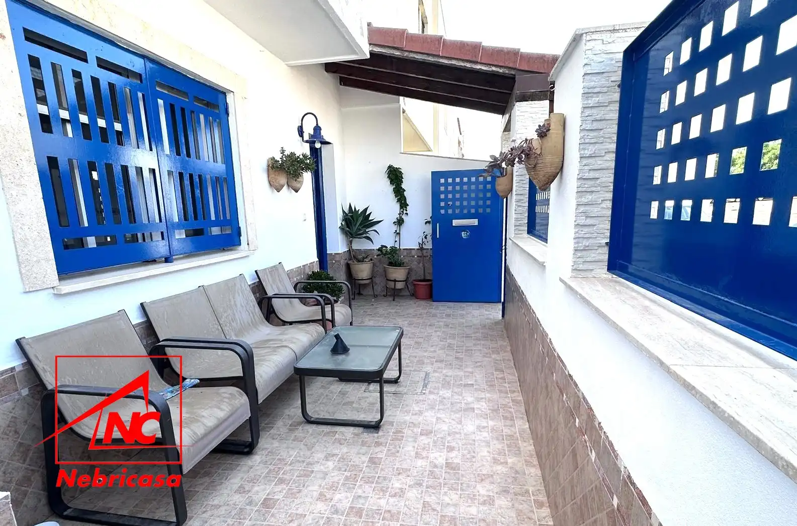 Terrassa de Casa o xalet en venda en Lebrija amb Aire condicionat i Jardí privat