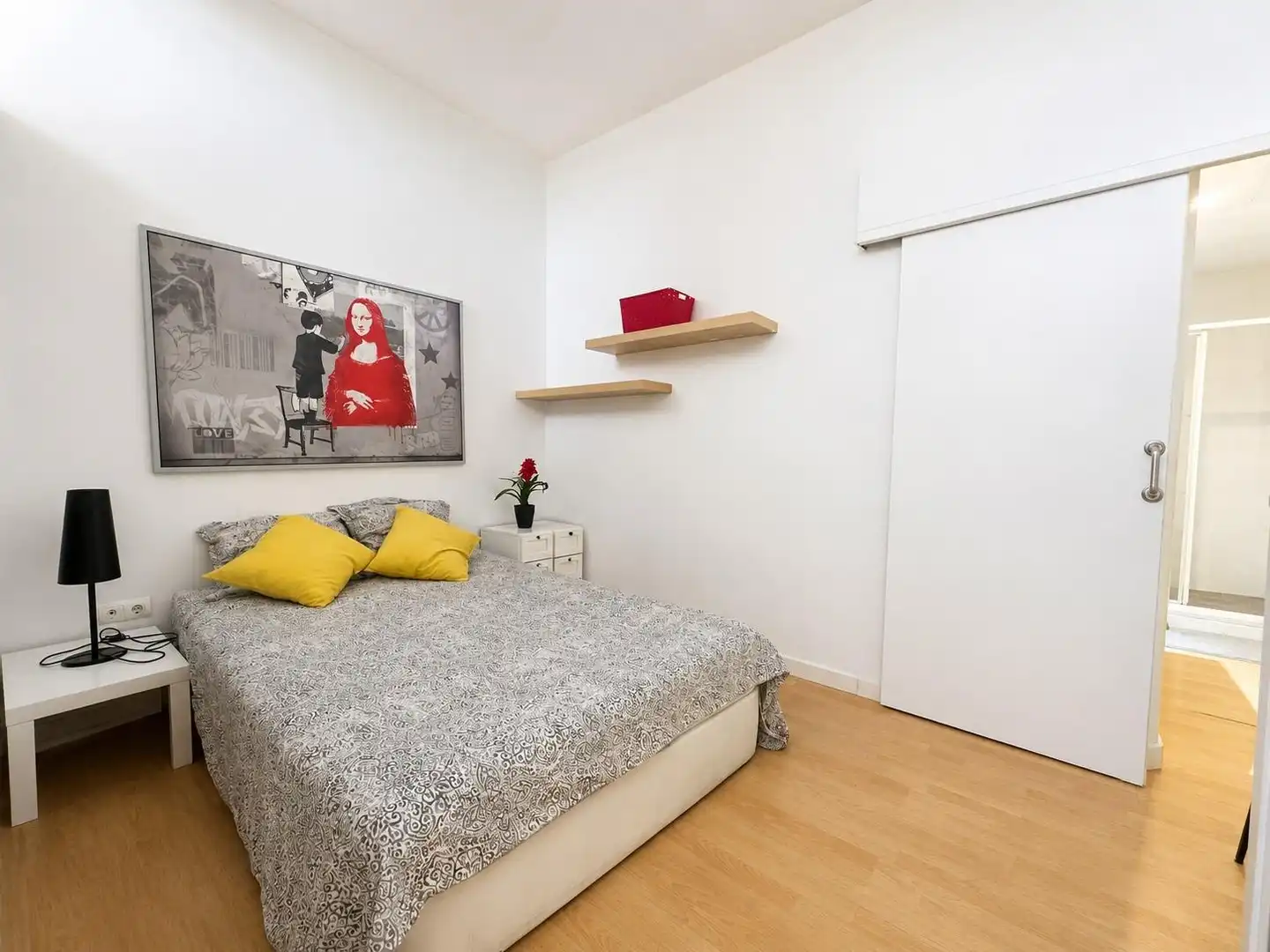 Erdgeschoss zur Miete in Calle de San Benito, Almenara -Ventilla
