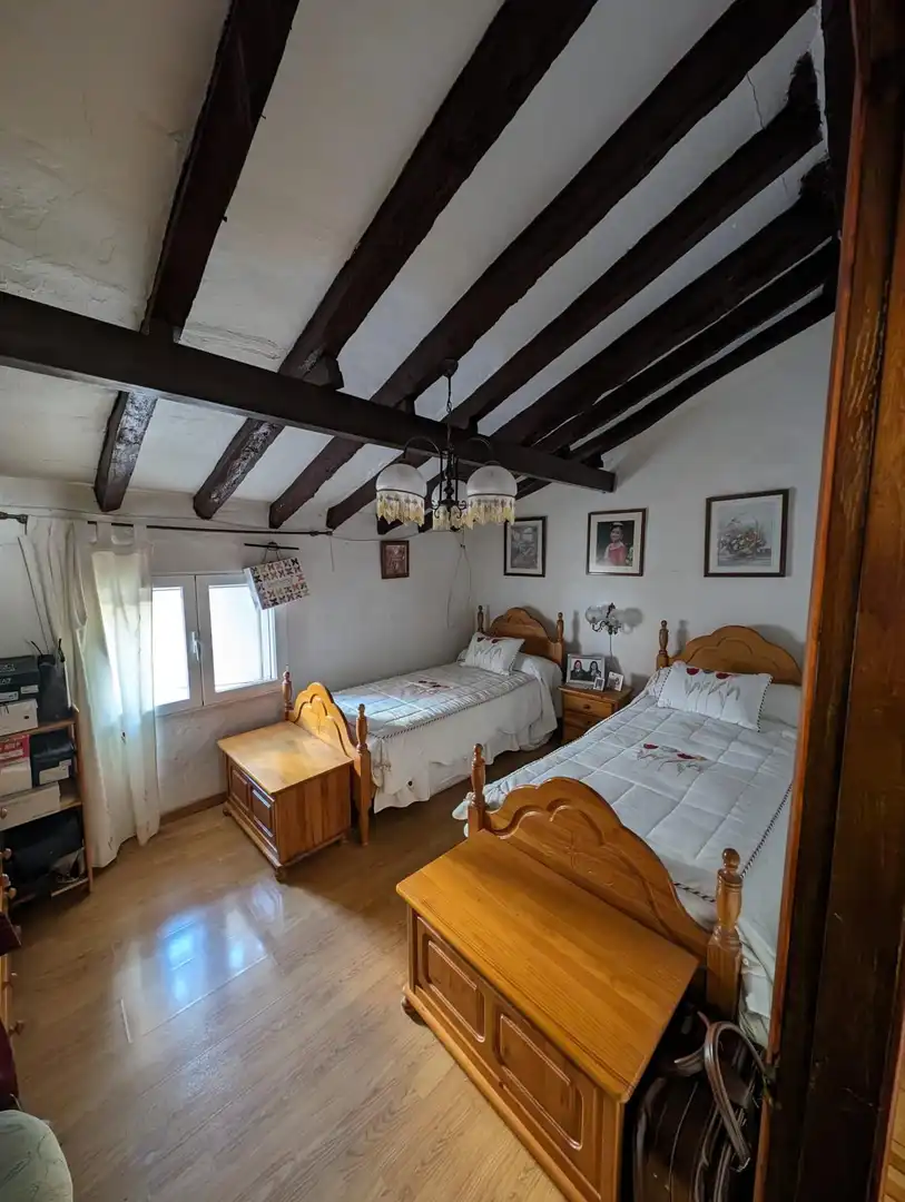 Habitación de Casa adosada en venta en La Nucia con Calefacción, Jardín privado y Amueblado