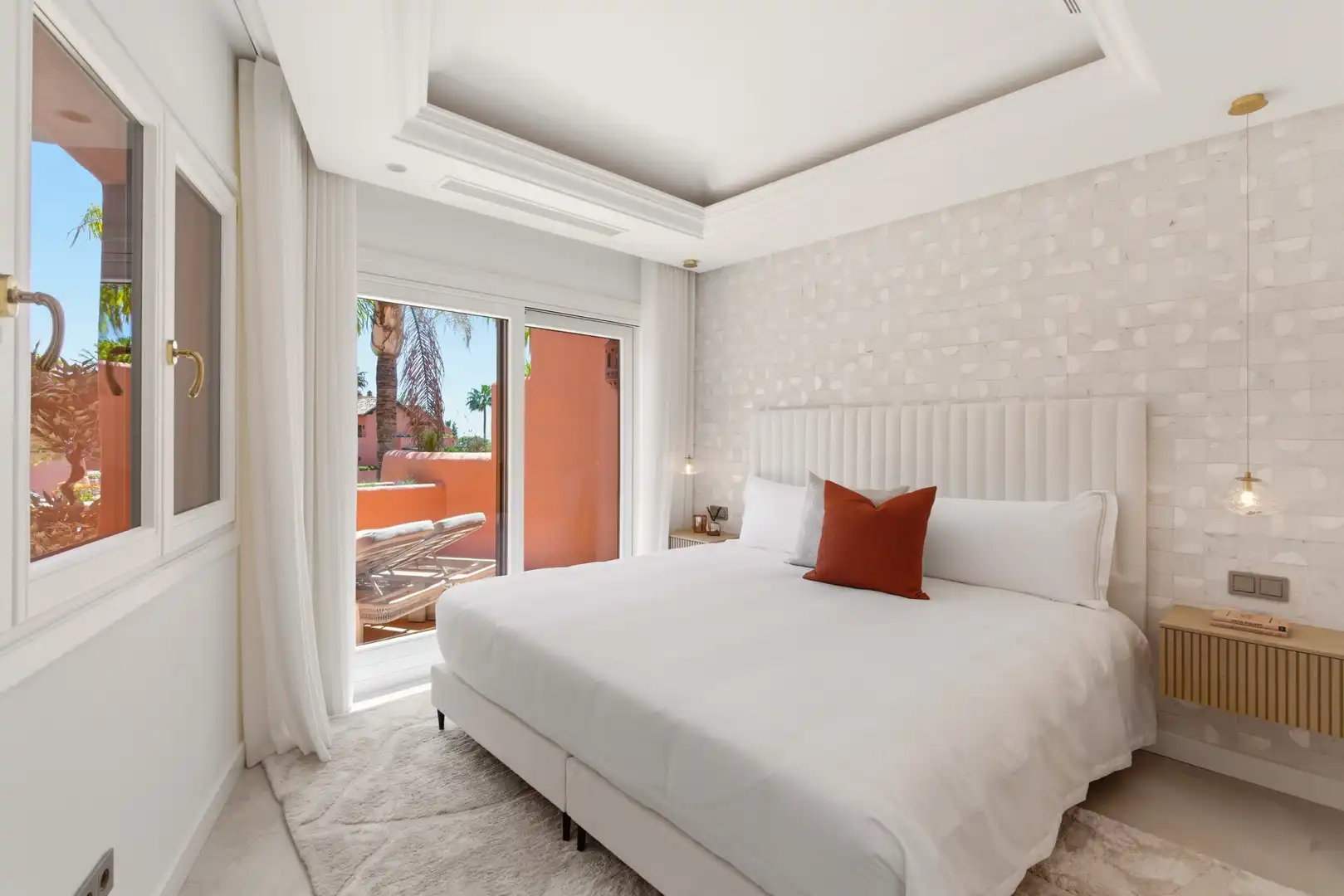 Bedroom of Attic for sale in Estepona  with Air Conditioner, Heating and Terrace