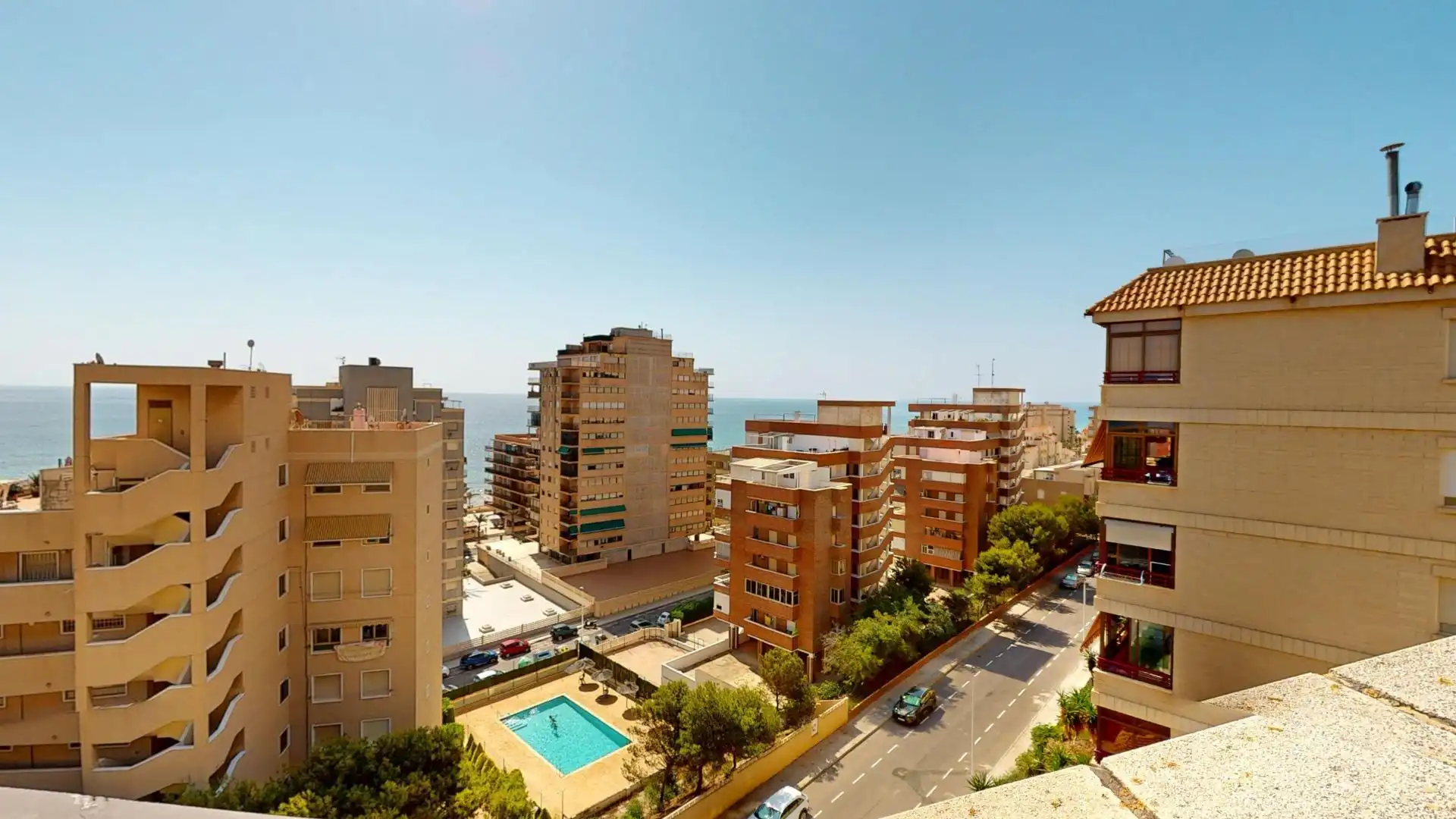 Attic for rent in Calle Ifach, 2, Los Arenales del Sol