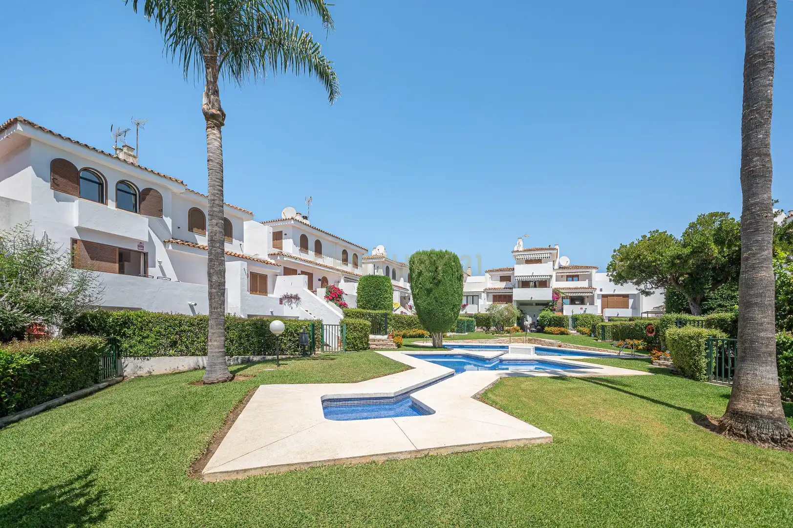 Jardí de Casa adosada en venda en Estepona amb Jardí privat i Piscina comunitària
