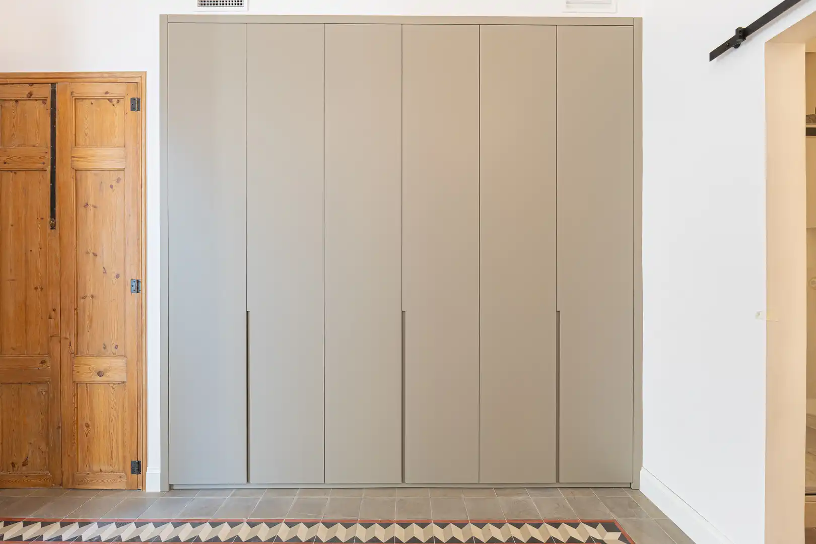 Schlafzimmer von Wohnung zum Verkauf in Barcelona mit Klimaanlage, Heizung und Balkon