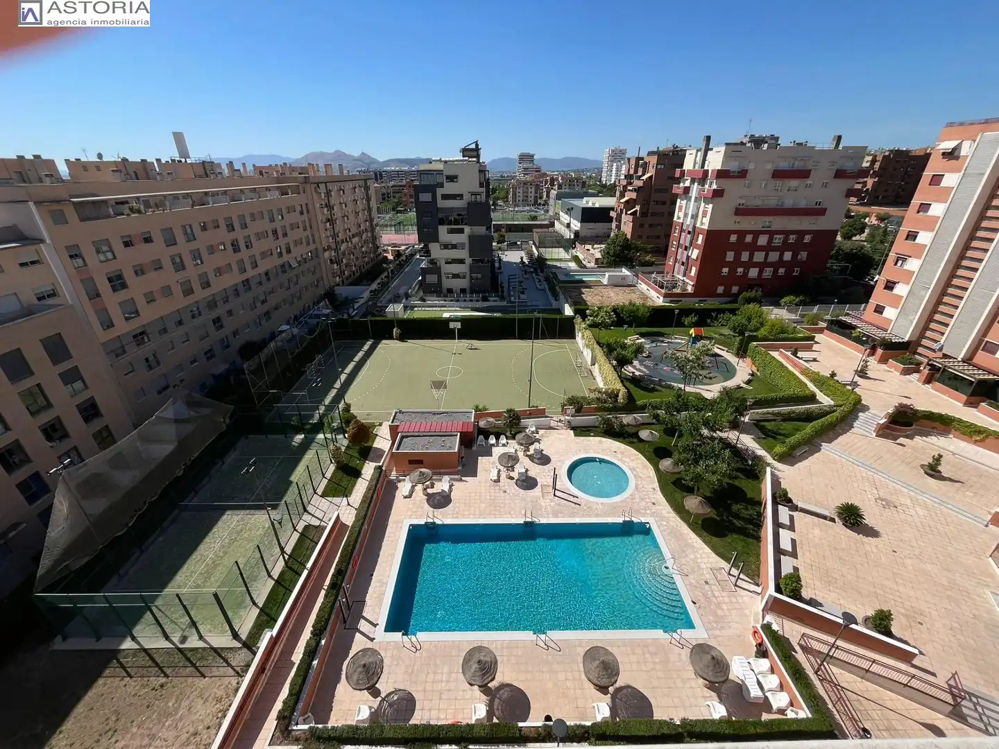 Exterior view of Attic for rent in Granada  with Air Conditioner, Heating and Private garden