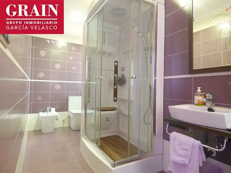 Baño de Casa o chalet en venta en Albacete con Aire acondicionado, Calefacción y Jardín privado