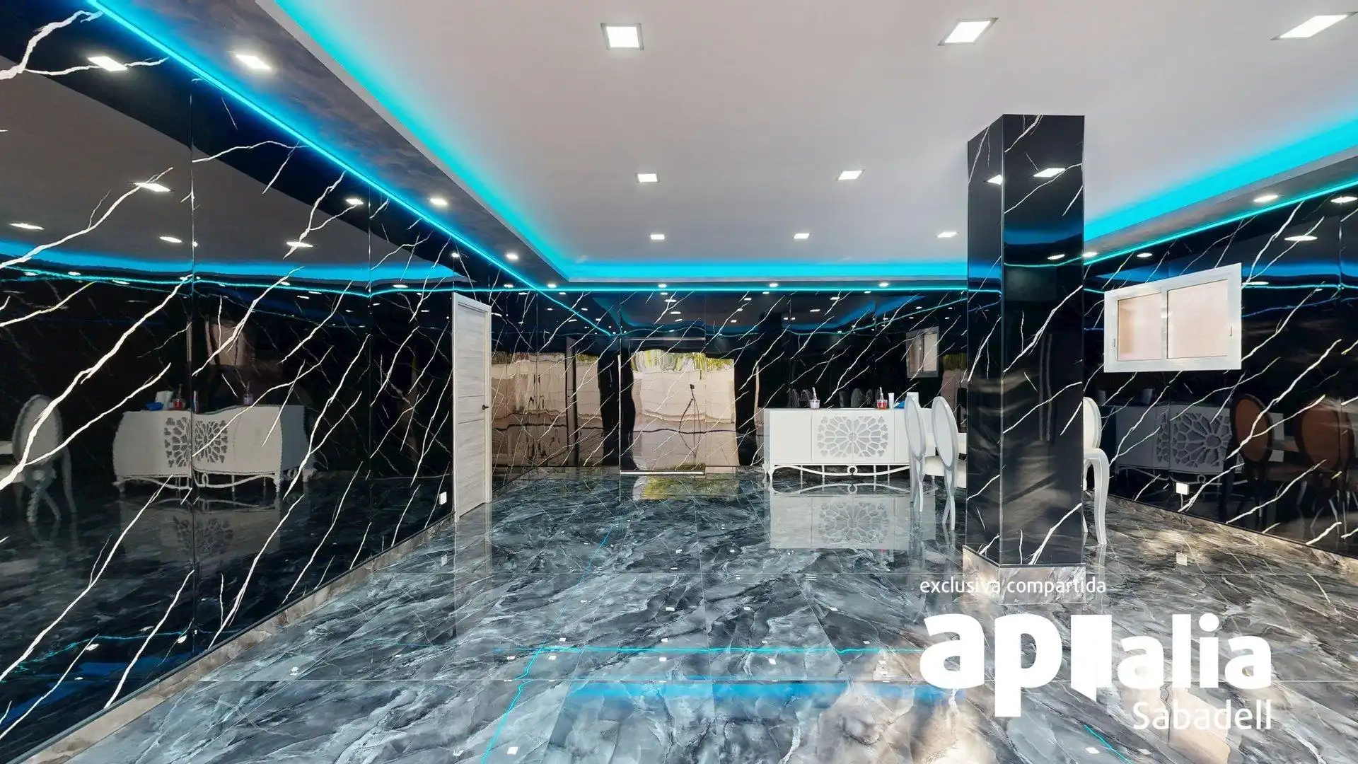 Detached house with terrace for sale in Carrer PIRINEUS, imagen 8