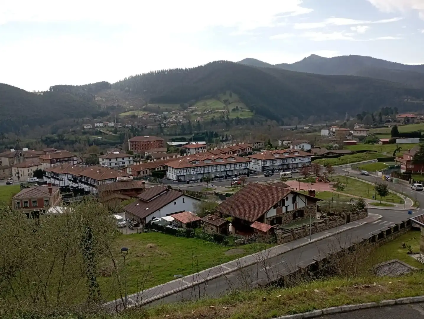 Vista exterior de Casa adosada en venta en Arrankudiaga / Zollo con Calefacción, Jardín privado y Terraza