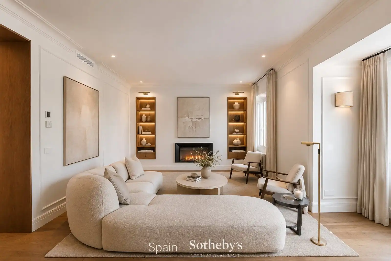 Apartamento con ascensor en venta en Calle de Ríos Rosas