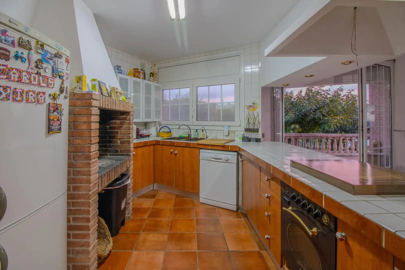 Cocina de Casa o chalet en venta en Esparreguera con Aire acondicionado, Calefacción y Jardín privado