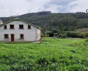 Vista exterior de Casa o xalet en venda en Cerdido amb Jardí privat