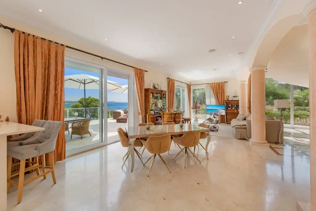 Dining room of Houses for sale in Calvià  with Air Conditioner, Private garden and Terrace