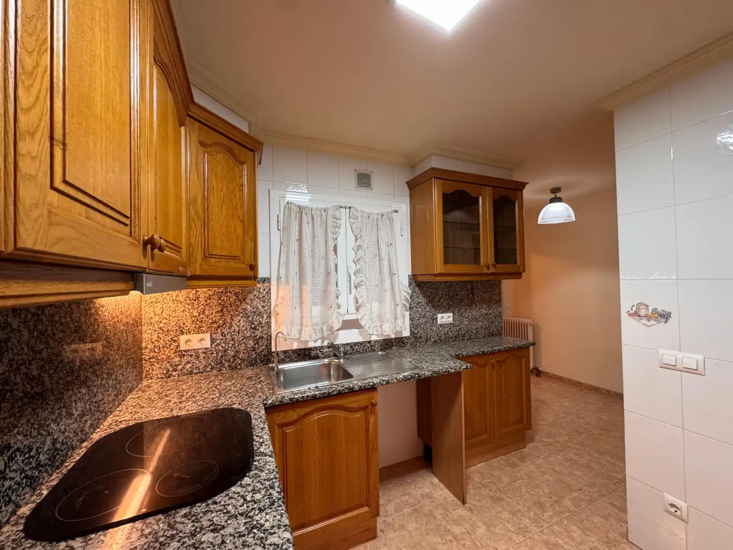 Kitchen of Flat for sale in Girona  with Air Conditioner, Heating and Terrace