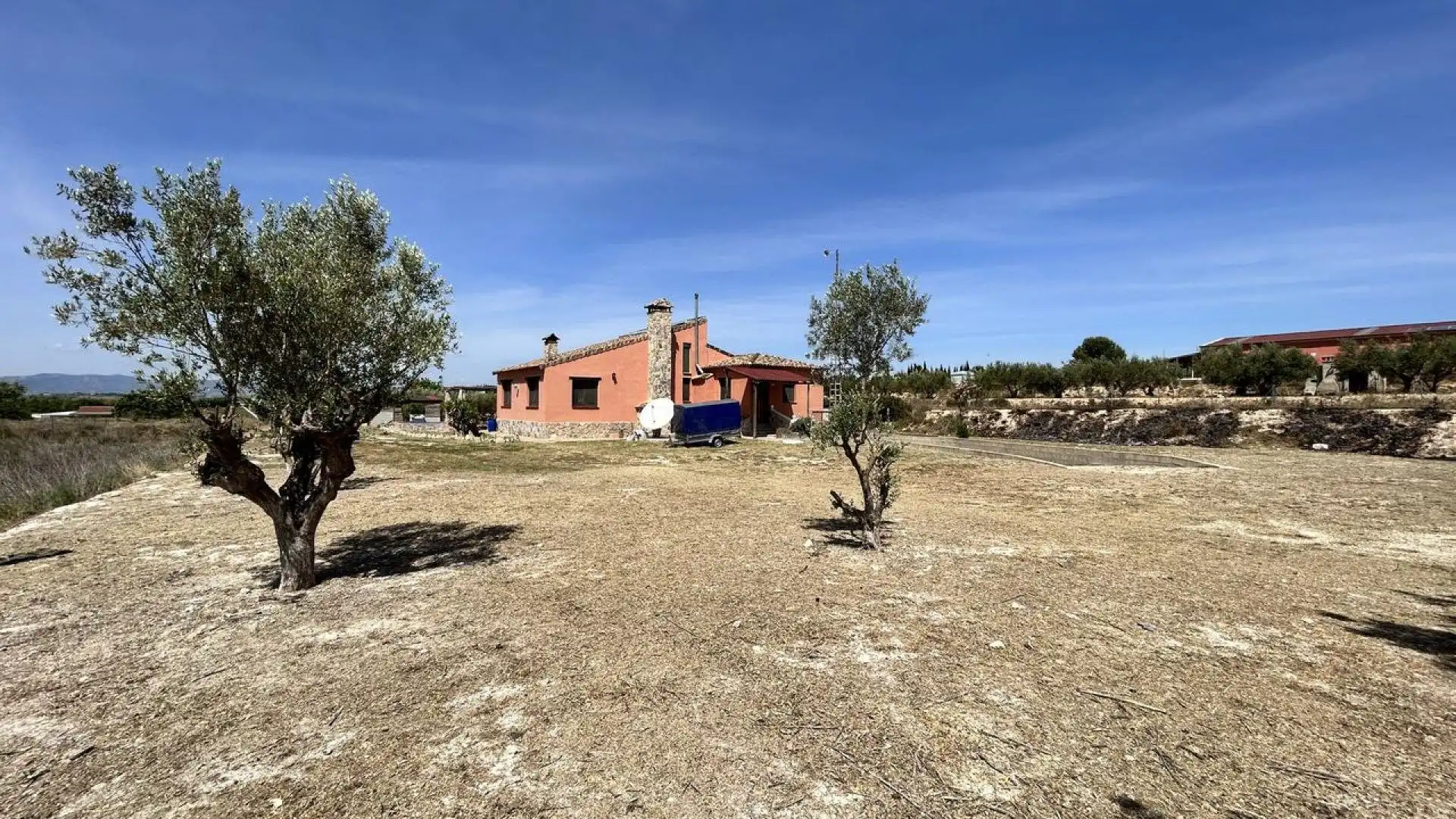 Country house zum Verkauf in La Pobla del Duc
