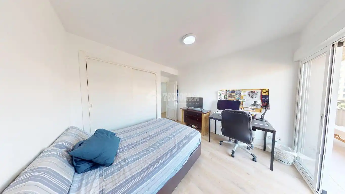 Habitación de Piso en venta en Valencia con Aire acondicionado, Calefacción y Balcón
