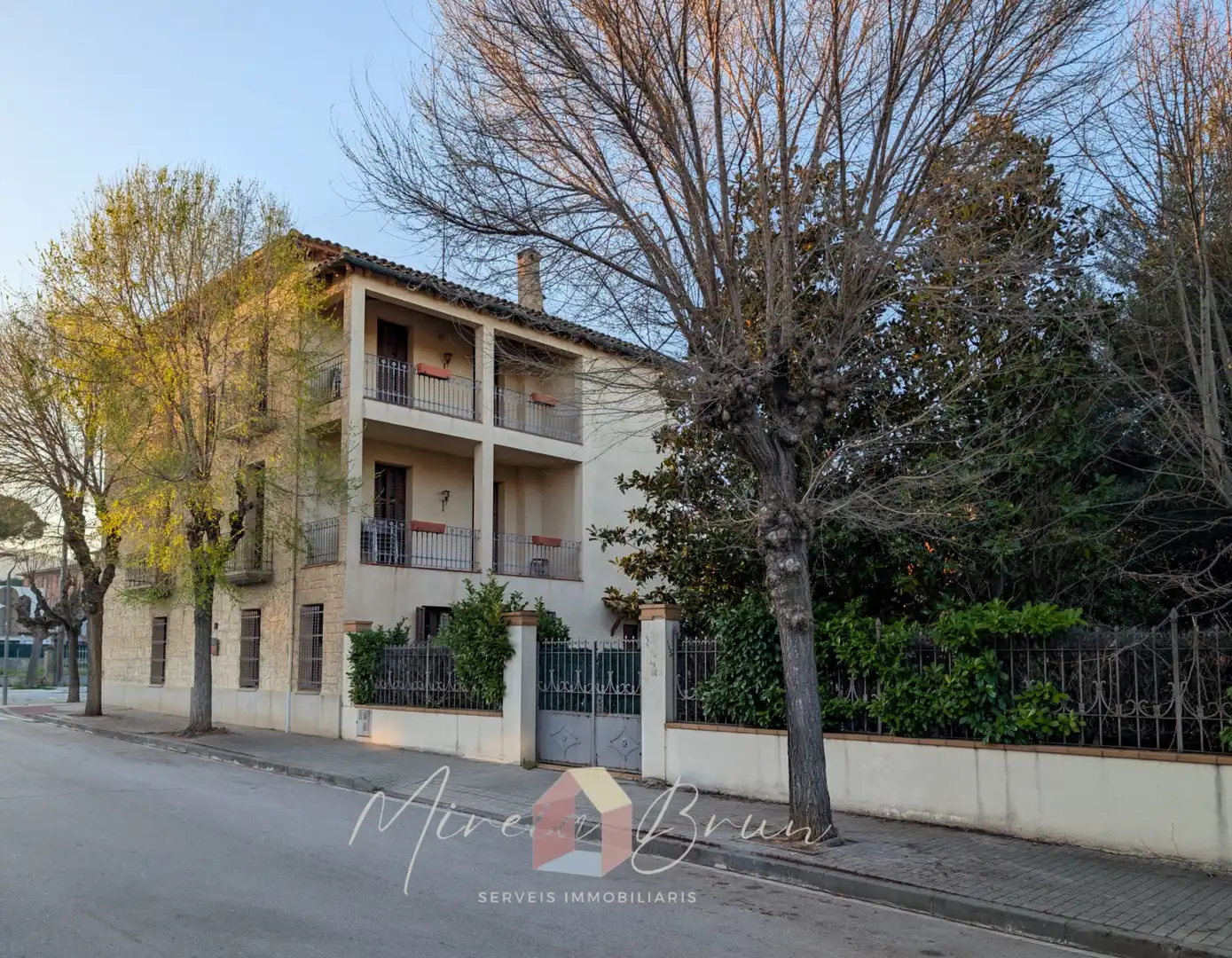 Villa con giardino in vendita a Tona, imagen 6