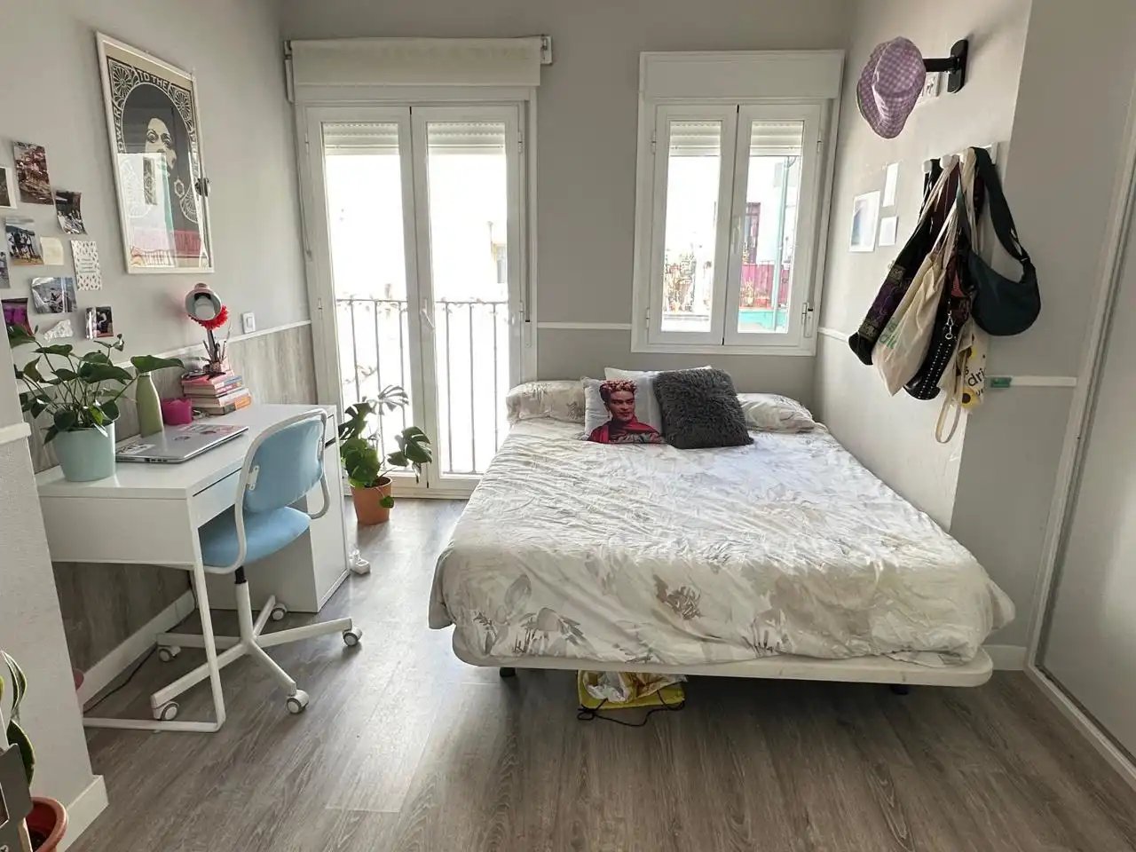 Schlafzimmer von Wohnung zur Miete in Madrid mit Klimaanlage, Möbliert und Balkon