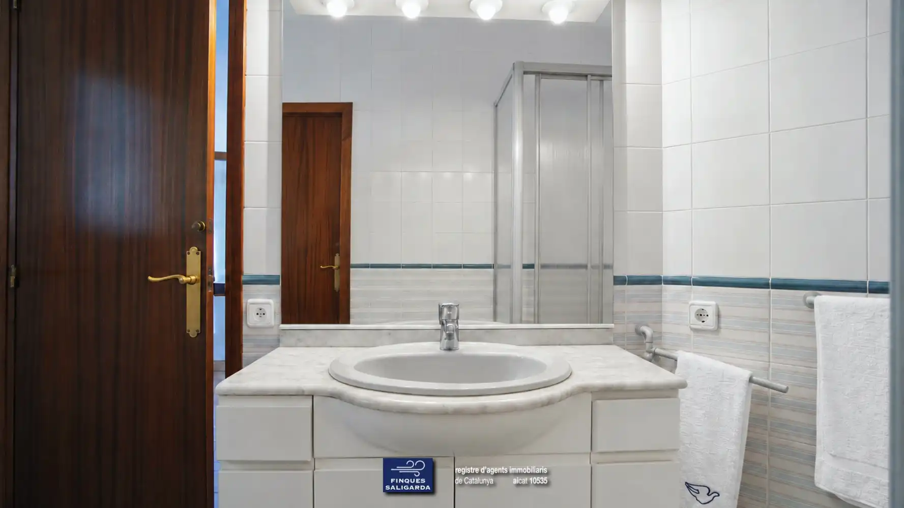 Bany de Casa o xalet en venda en Seva amb Calefacció, Terrassa i Traster