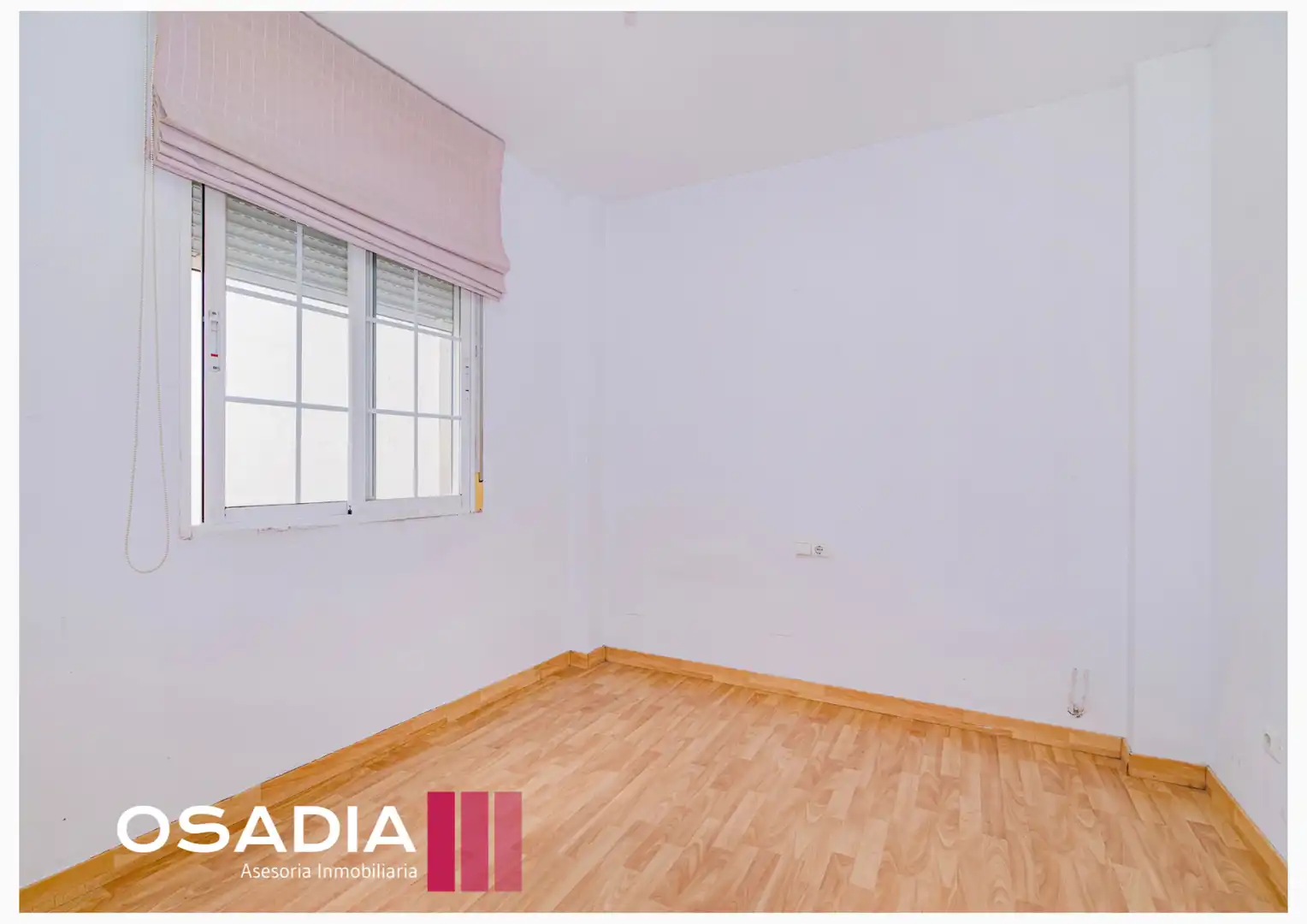 Habitación de Piso en venta en La Zubia