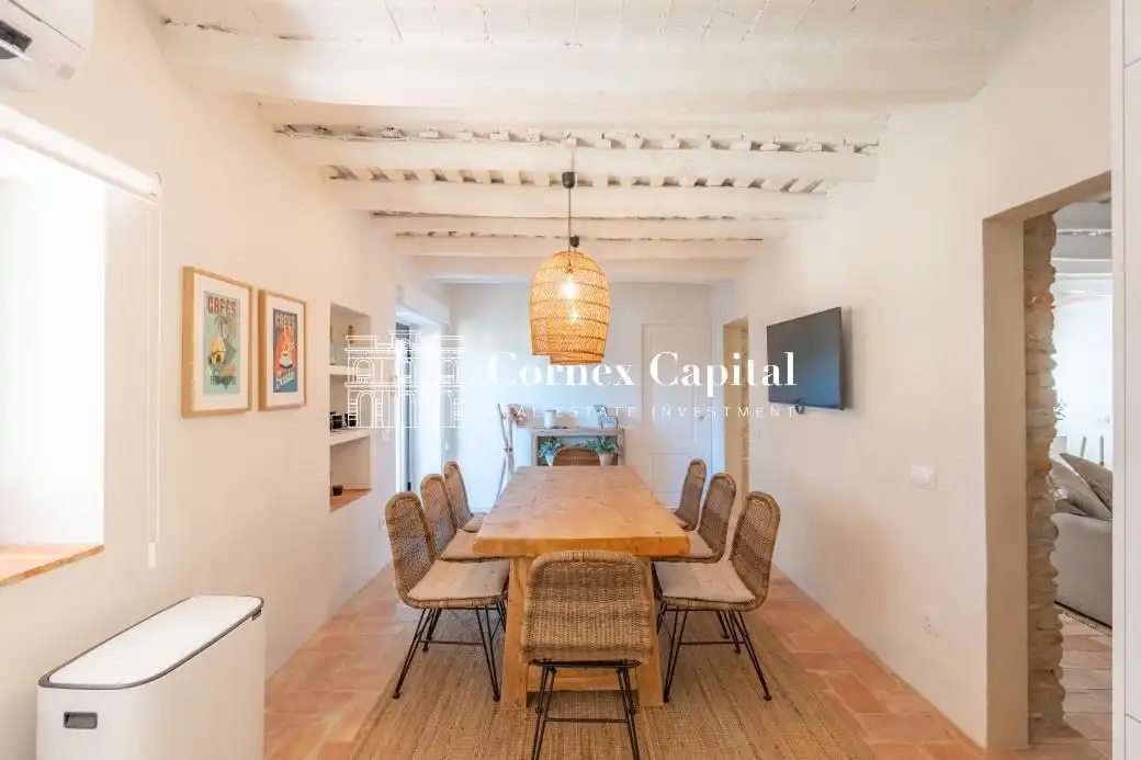 Comedor de Casa o chalet en venta en La Bisbal d'Empordà con Aire acondicionado, Calefacción y Jardín privado