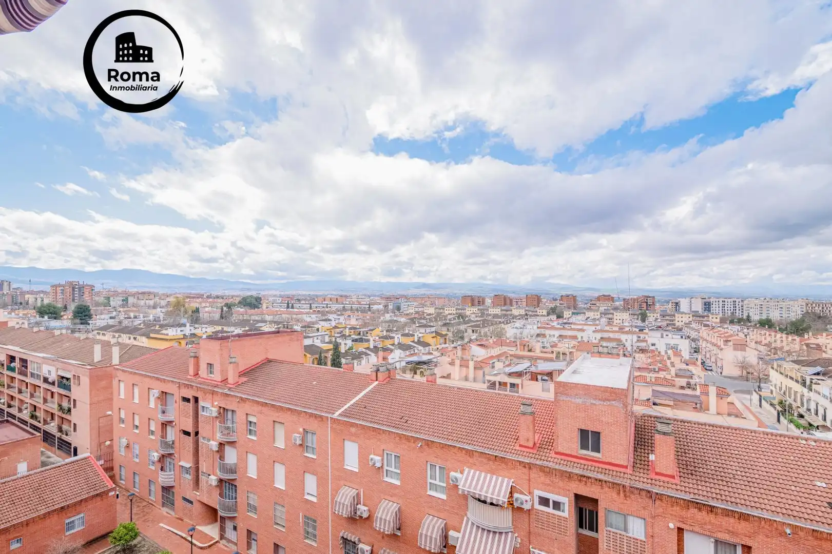 Exterior view of Duplexes for sale in Granada  with Air Conditioner, Heating and Terrace