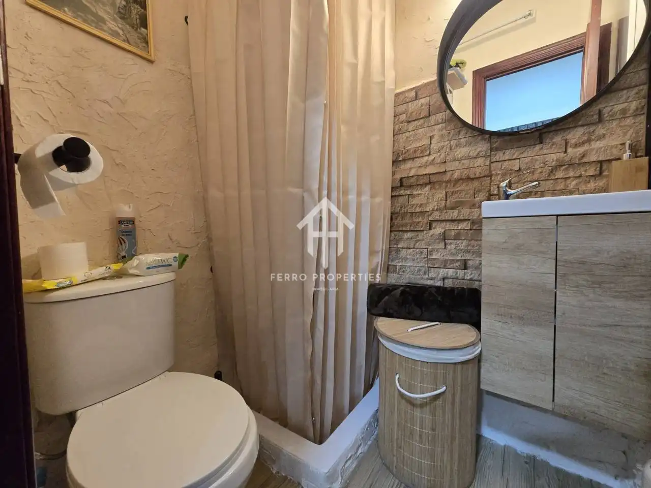 Baño de Piso en venta en Rute con Aire acondicionado, Trastero y Amueblado