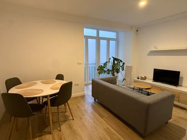 Appartement avec balcon à louer à Calle Santa Marta 3