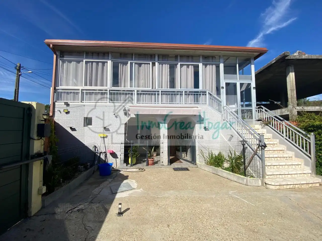 Außenansicht von Haus oder Chalet zum Verkauf in Salvaterra de Miño mit Heizung, Privatgarten und Terrasse