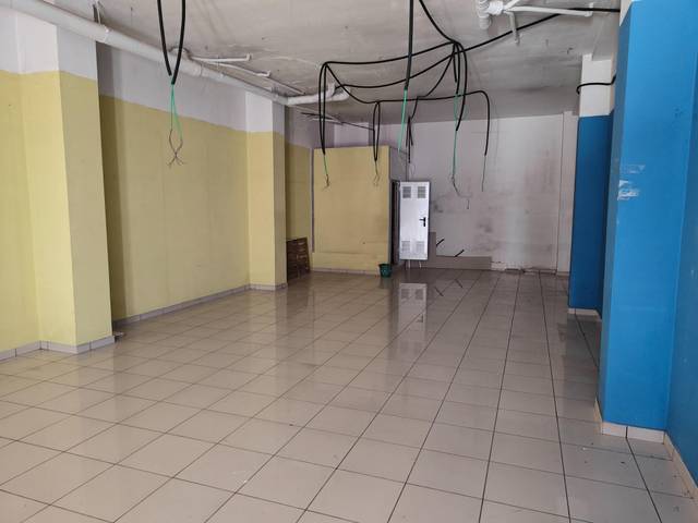 Local comercial en Venta en Calle del Doctor Jesús Sáez Ramírez, 4 en Buñol