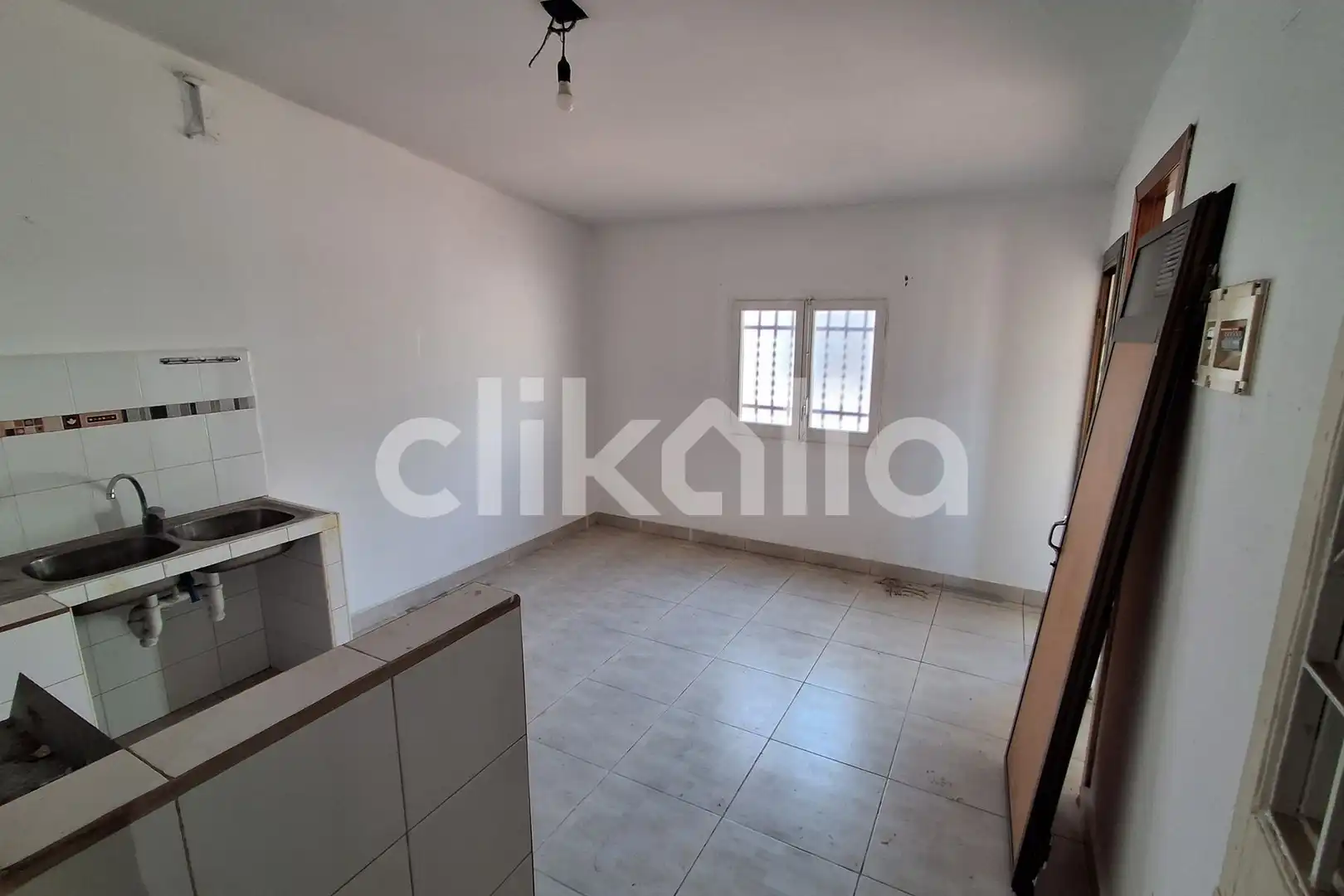 Wohnzimmer von Einfamilien-Reihenhaus zum Verkauf in Sabadell mit Terrasse