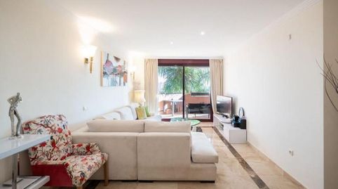 Foto 3 de Apartamento de alquiler en Guadalmansa, Estepona