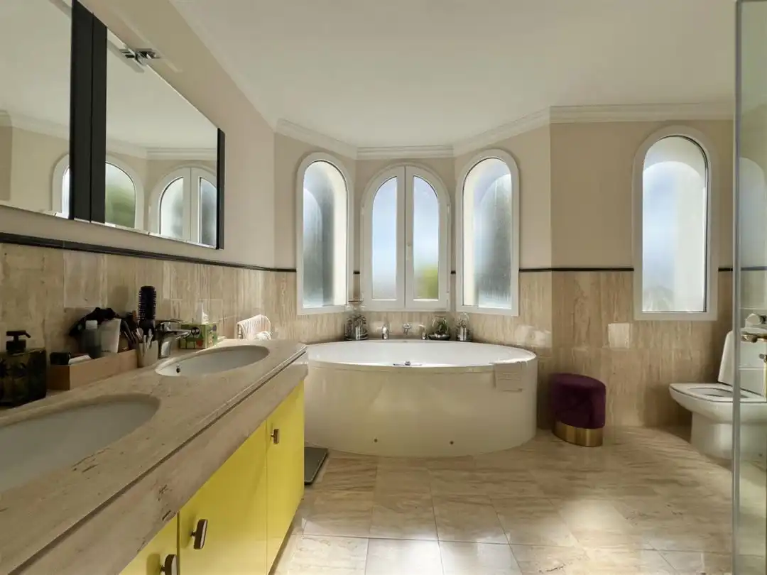 Baño de Casa o chalet en venta en Marbella con Jardín privado, Terraza y Trastero