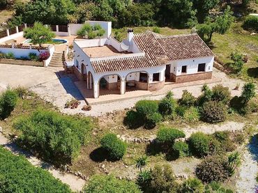 Casa amb piscina en venda a Calle El Regao 2