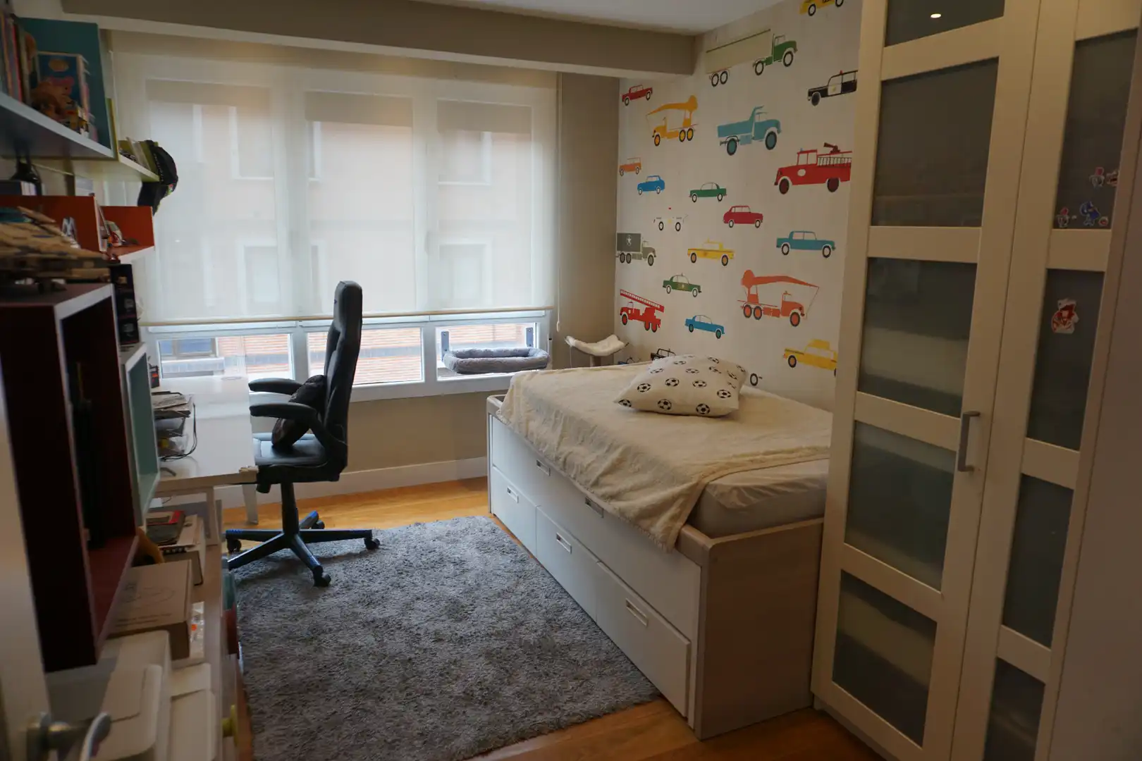 Schlafzimmer von Wohnung zum Verkauf in Basauri  mit Heizung, Möbliert und Ofen