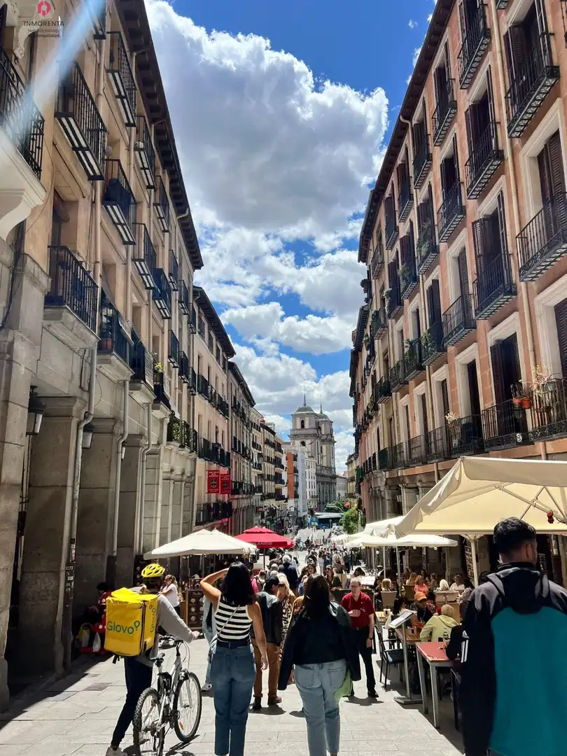 Estudio de alquiler en Calle IMPERIAL, Sol